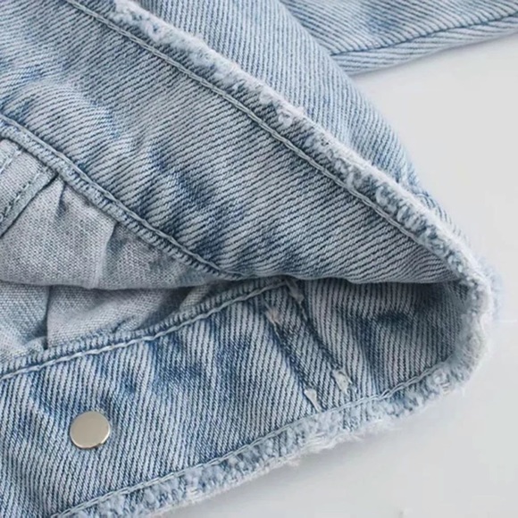 SOLD OUT - Picture 8 of 12